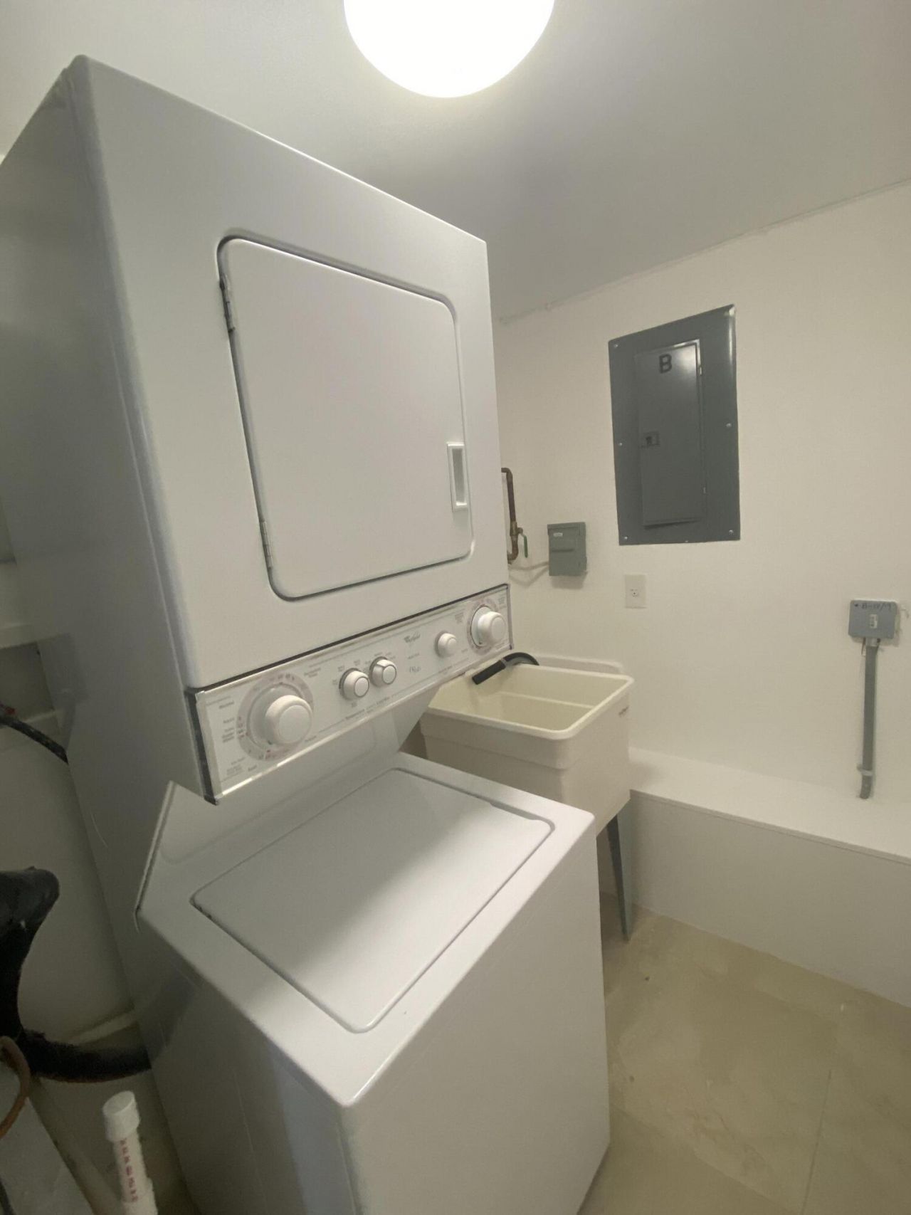 560-570 NE 19th Avenue, Deerfield Beach, FL 33441 Photo
