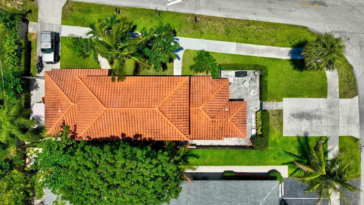 560-570 NE 19th Avenue, Deerfield Beach, FL 33441 Photo