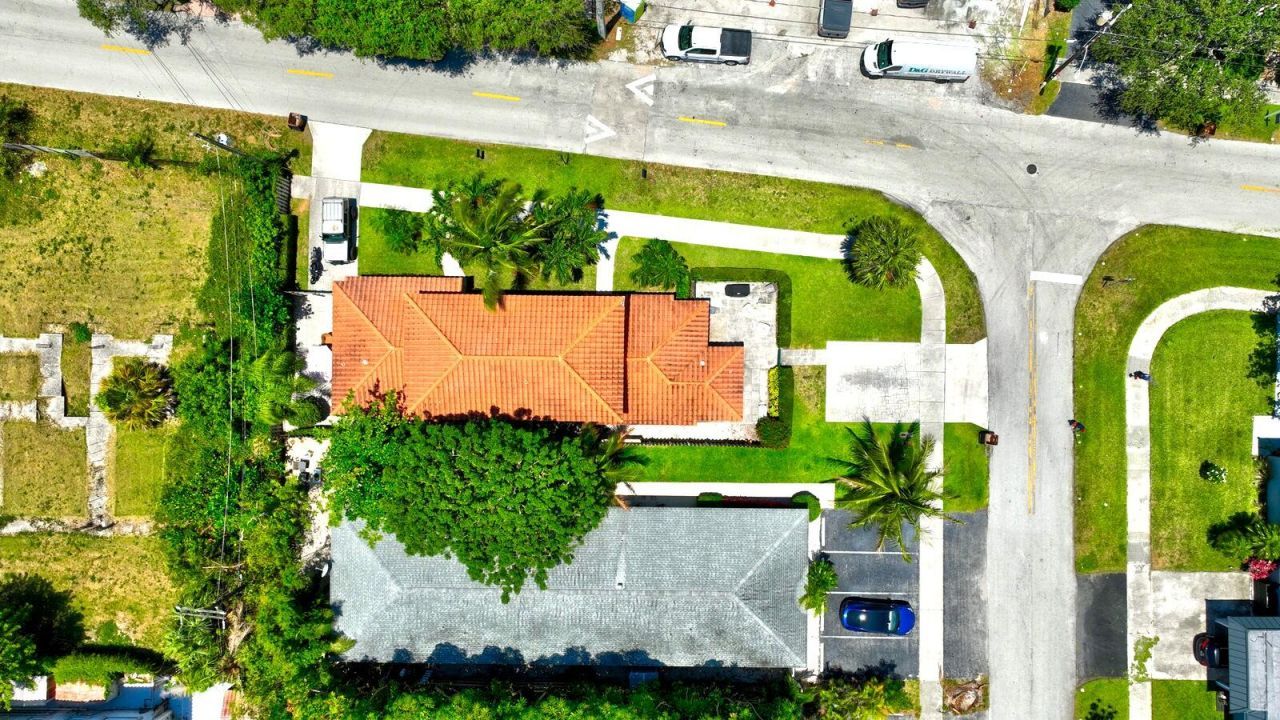 560-570 NE 19th Avenue, Deerfield Beach, FL 33441 Photo