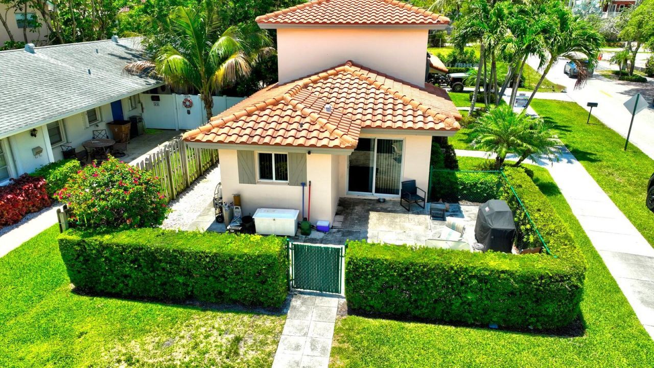 560-570 NE 19th Avenue, Deerfield Beach, FL 33441 Photo