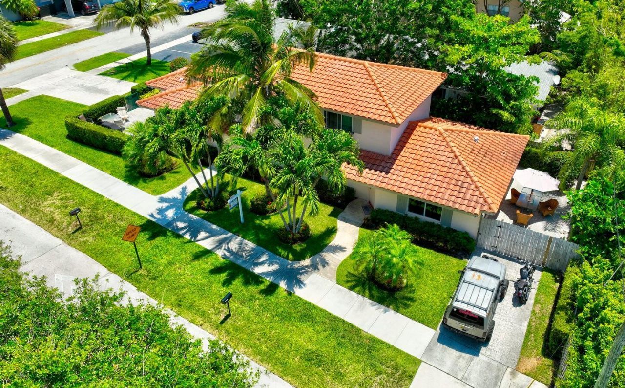 560-570 NE 19th Avenue, Deerfield Beach, FL 33441 Photo