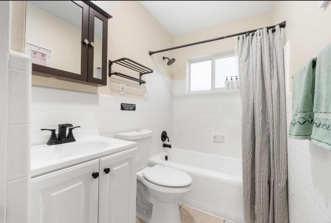 1539-1541 NE 15th Avenue, Fort Lauderdale, FL 33304 Photo