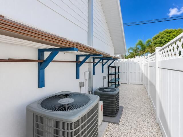 1539-1541 NE 15th Avenue, Fort Lauderdale, FL 33304 Photo