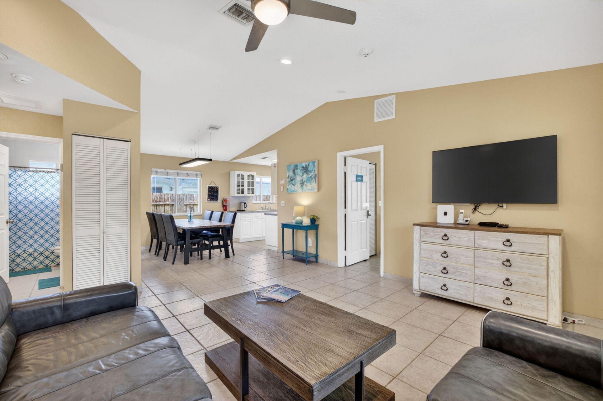 305 SW 16th Street, Fort Lauderdale, FL 33315 Photo