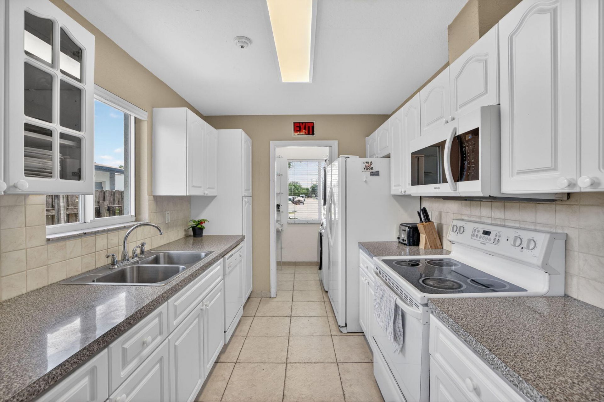 305 SW 16th Street, Fort Lauderdale, FL 33315 Photo