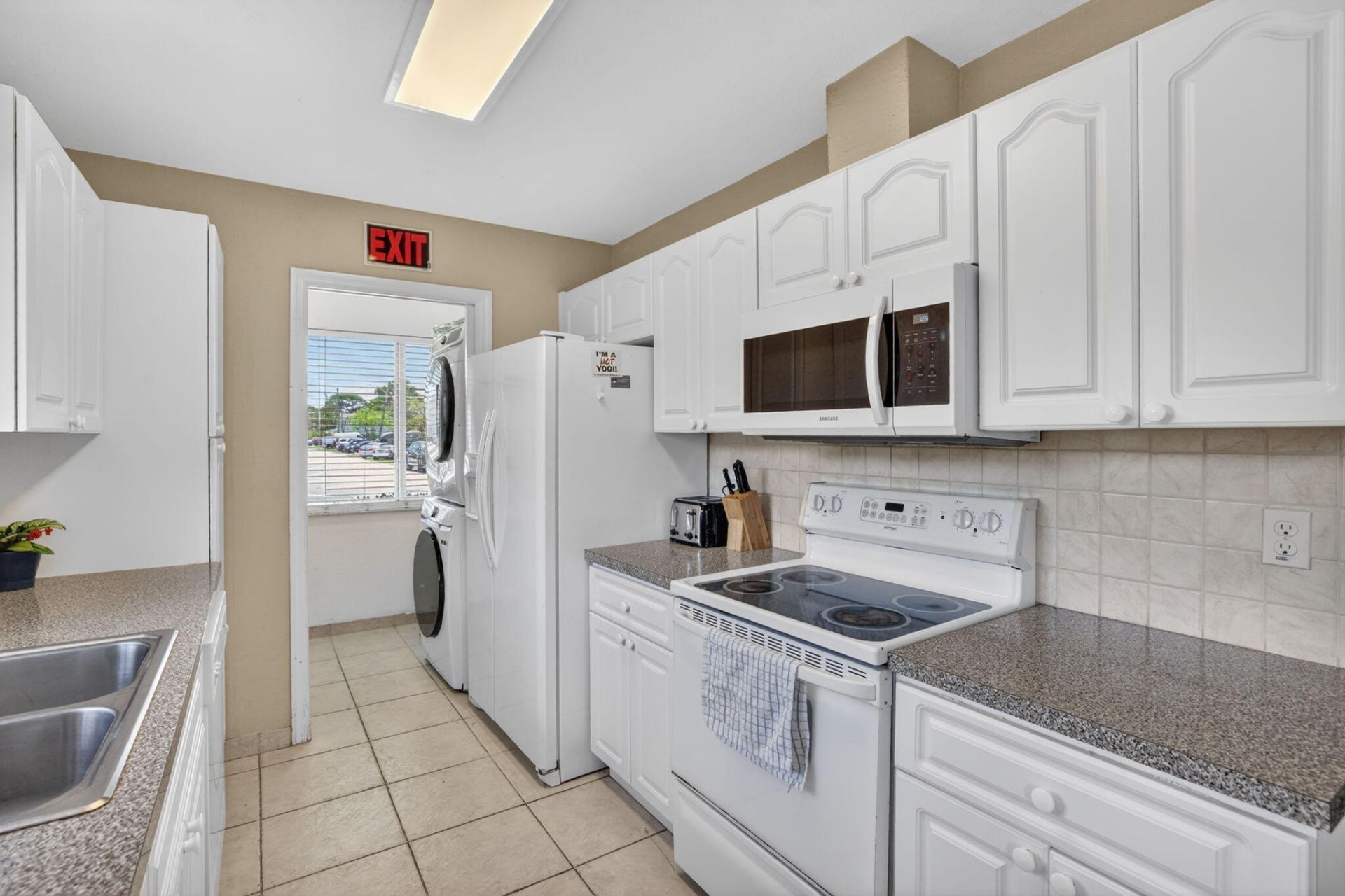 305 SW 16th Street, Fort Lauderdale, FL 33315 Photo