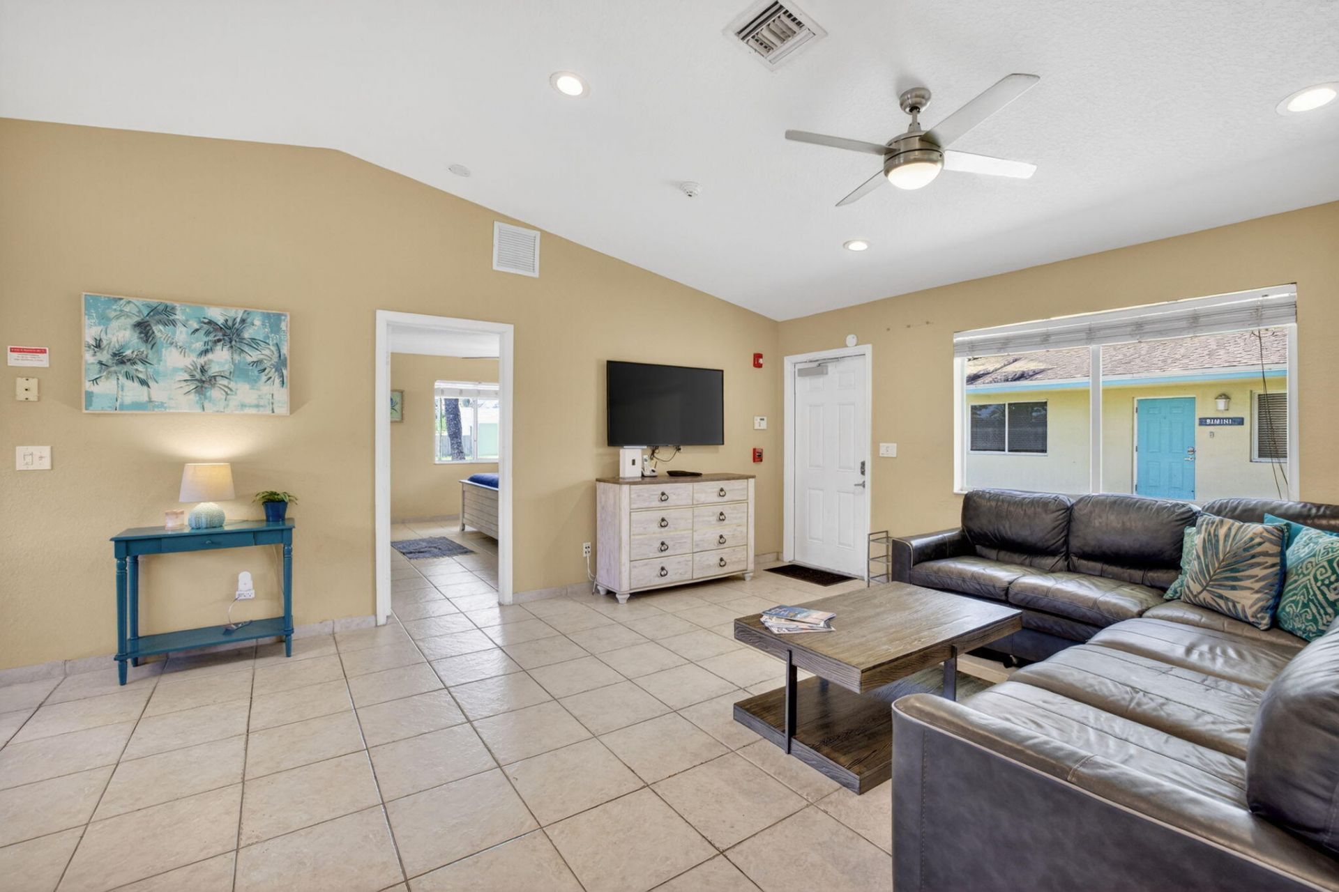 305 SW 16th Street, Fort Lauderdale, FL 33315 Photo