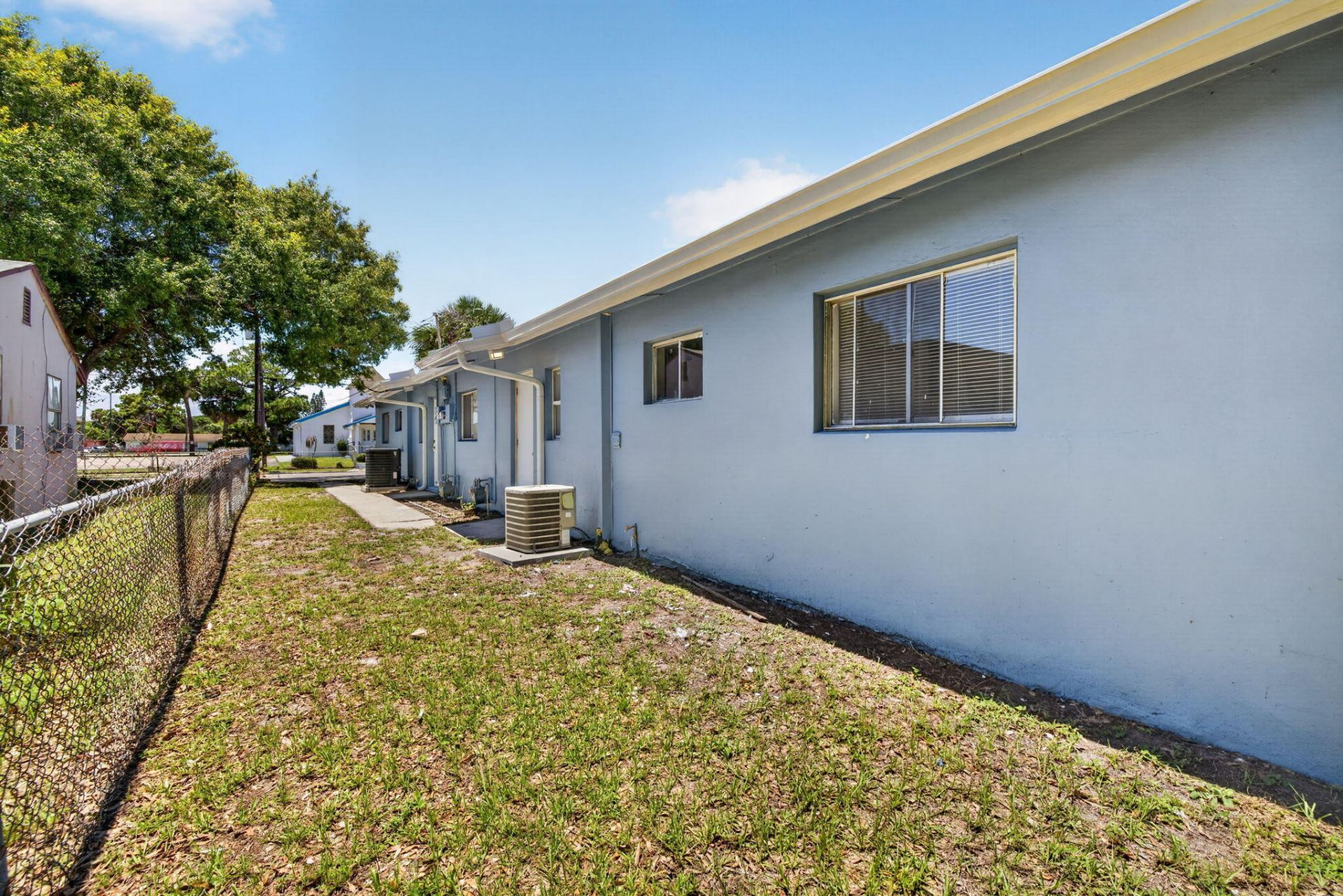 812 N 24th Street, Fort Pierce, FL 34950 Photo