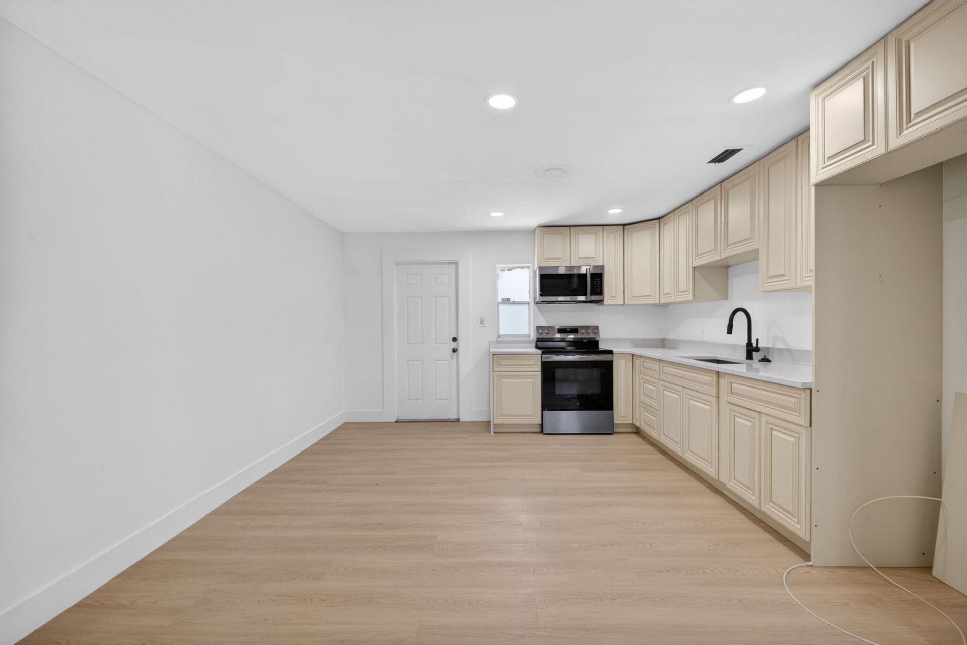 812 N 24th Street, Fort Pierce, FL 34950 Photo