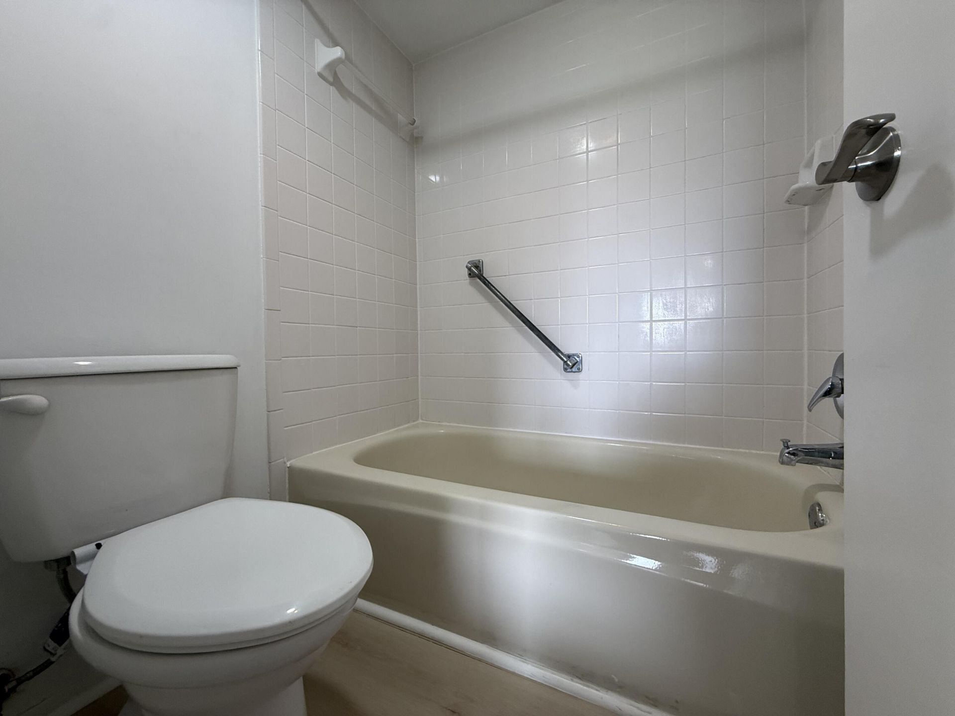228 Lake Dora Drive, West Palm Beach, FL 33411 Photo