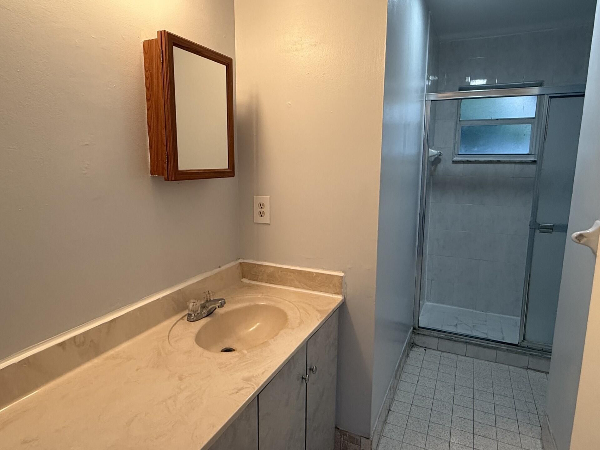 1110 S H Street, Unit 1106, Lake Worth Beach, FL 33460 Photo