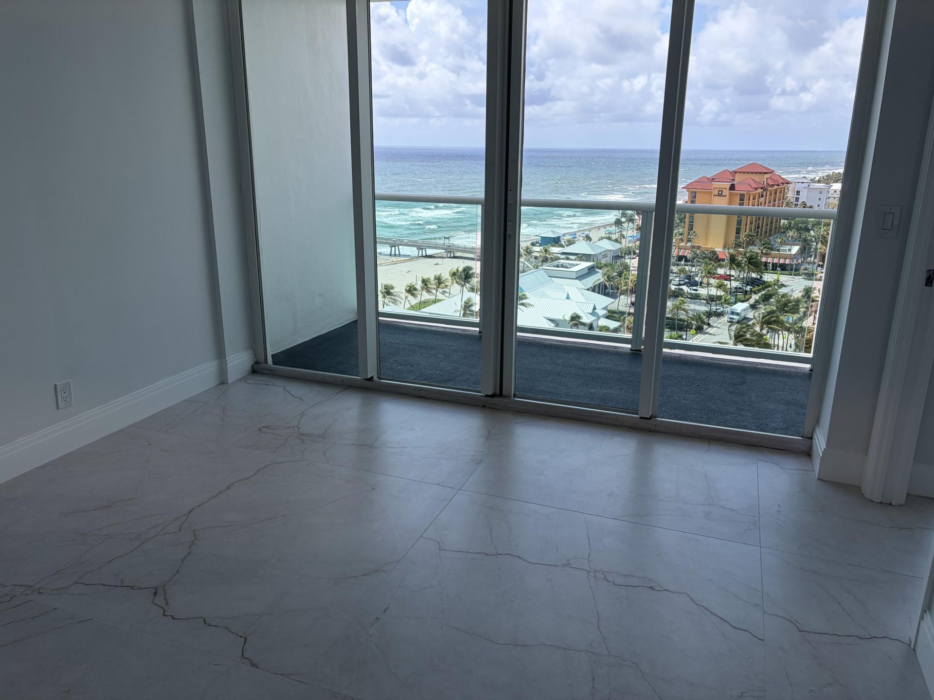 333 NE 21st Avenue, Unit 1620, Deerfield Beach, FL 33441 Photo