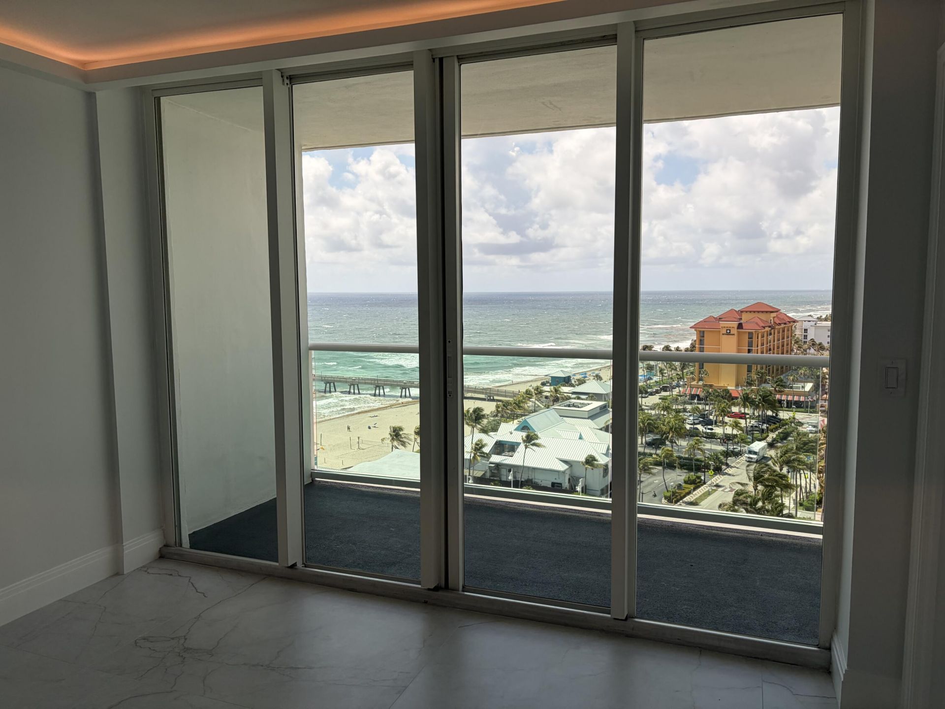 333 NE 21st Avenue, Unit 1620, Deerfield Beach, FL 33441 Photo