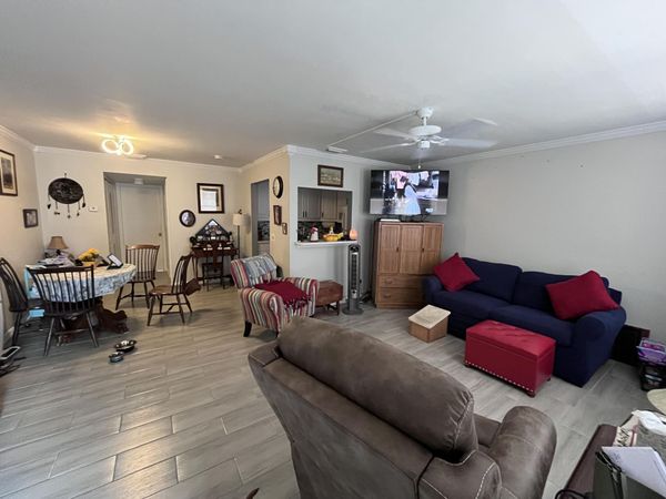 49 B Cambridge B, West Palm Beach, FL 33417