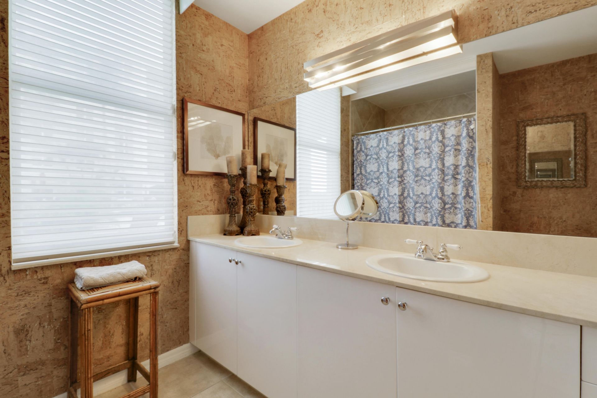 806 E Windward Way, Unit 102, Lantana, FL 33462 Photo