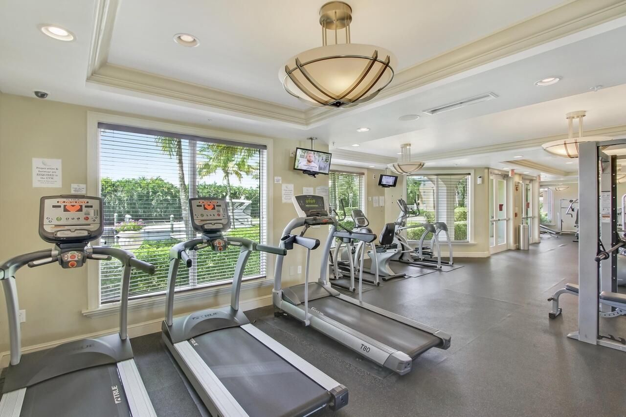 806 E Windward Way, Unit 102, Lantana, FL 33462 Photo