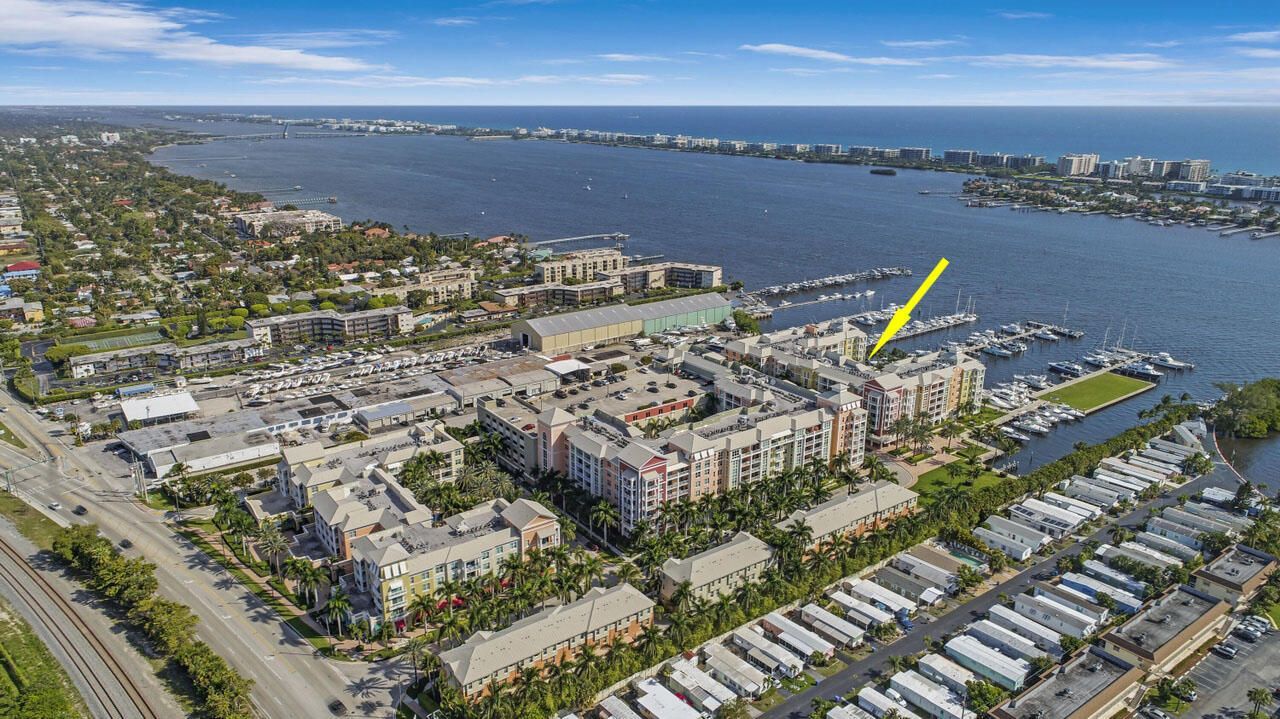 806 E Windward Way, Unit 102, Lantana, FL 33462 Photo