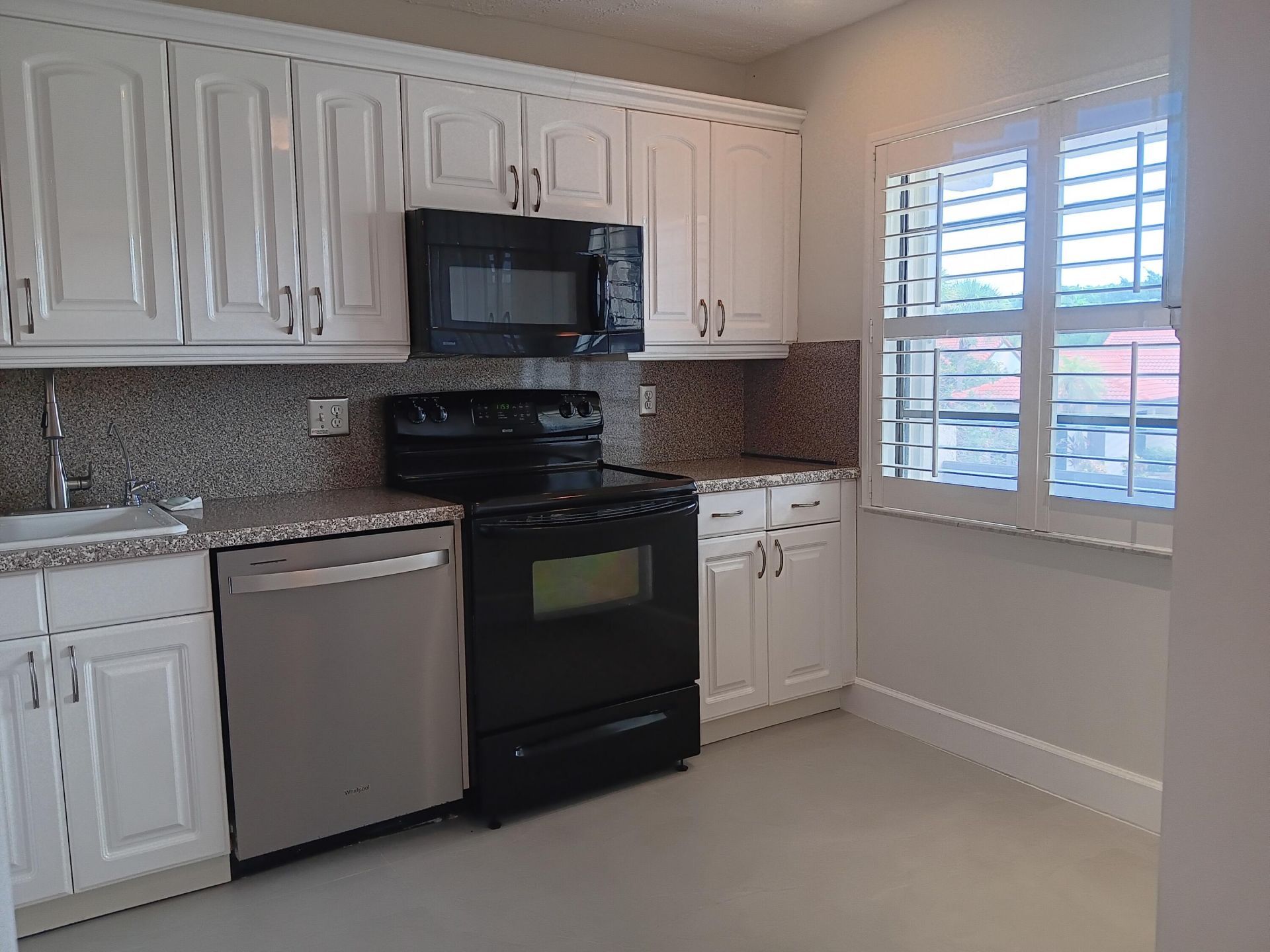 8045 Eastlake Drive, Unit 1-g, Boca Raton, FL 33433 Photo