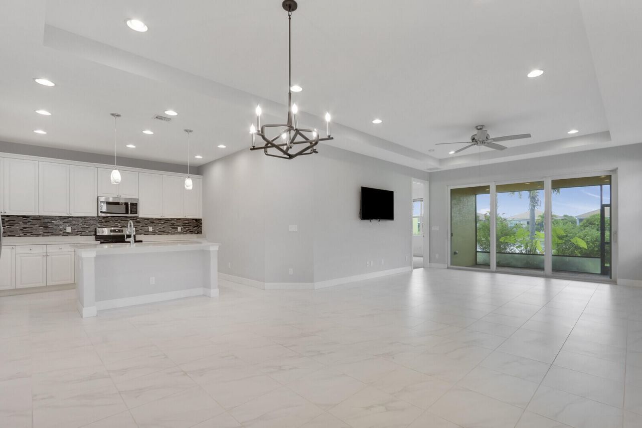 21026 SW Modena Way, Port Saint Lucie, FL 34986 Photo