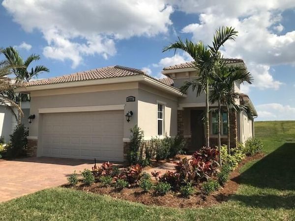 9231 SW Pepoli Way, Port St. Lucie, FL 34987