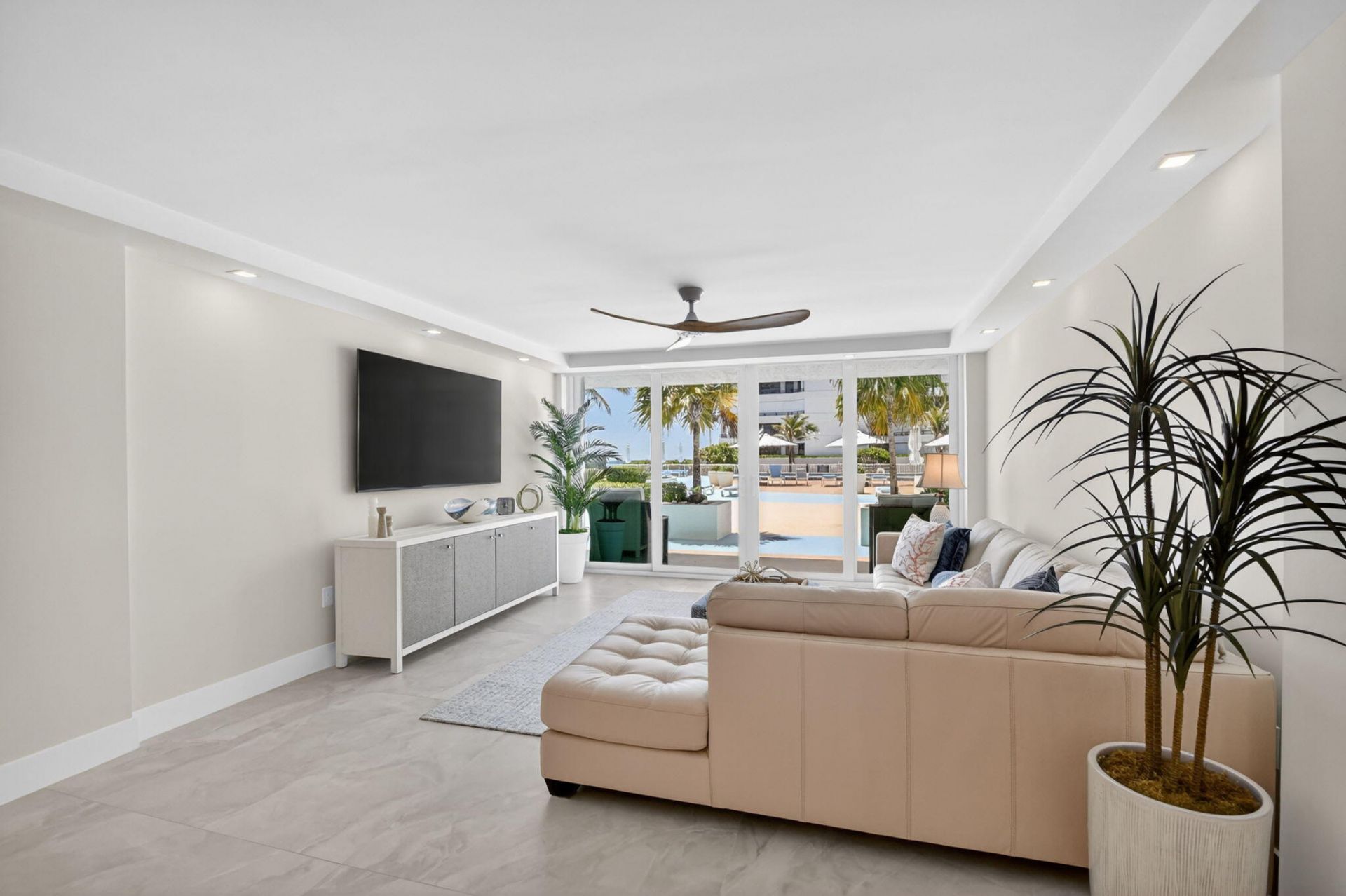3546 S Ocean Boulevard, Unit 203, South Palm Beach, FL 33480 Photo