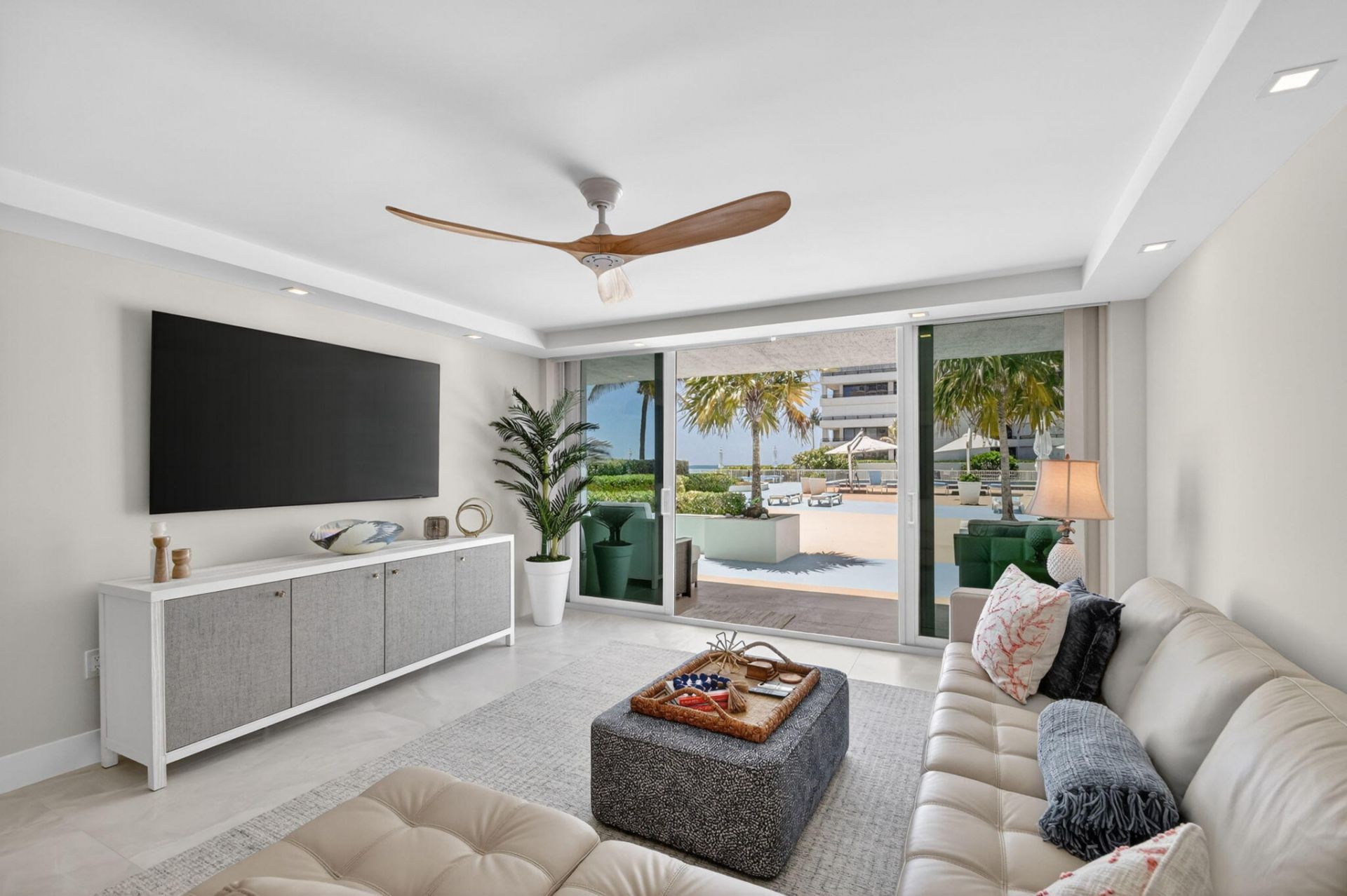 3546 S Ocean Boulevard, Unit 203, South Palm Beach, FL 33480 Photo