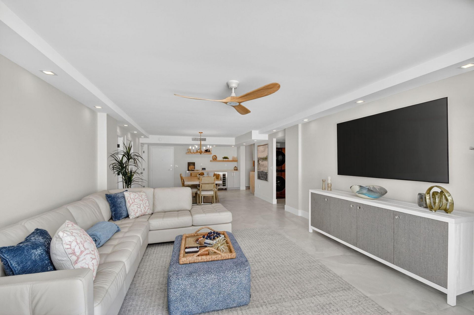 3546 S Ocean Boulevard, Unit 203, South Palm Beach, FL 33480 Photo