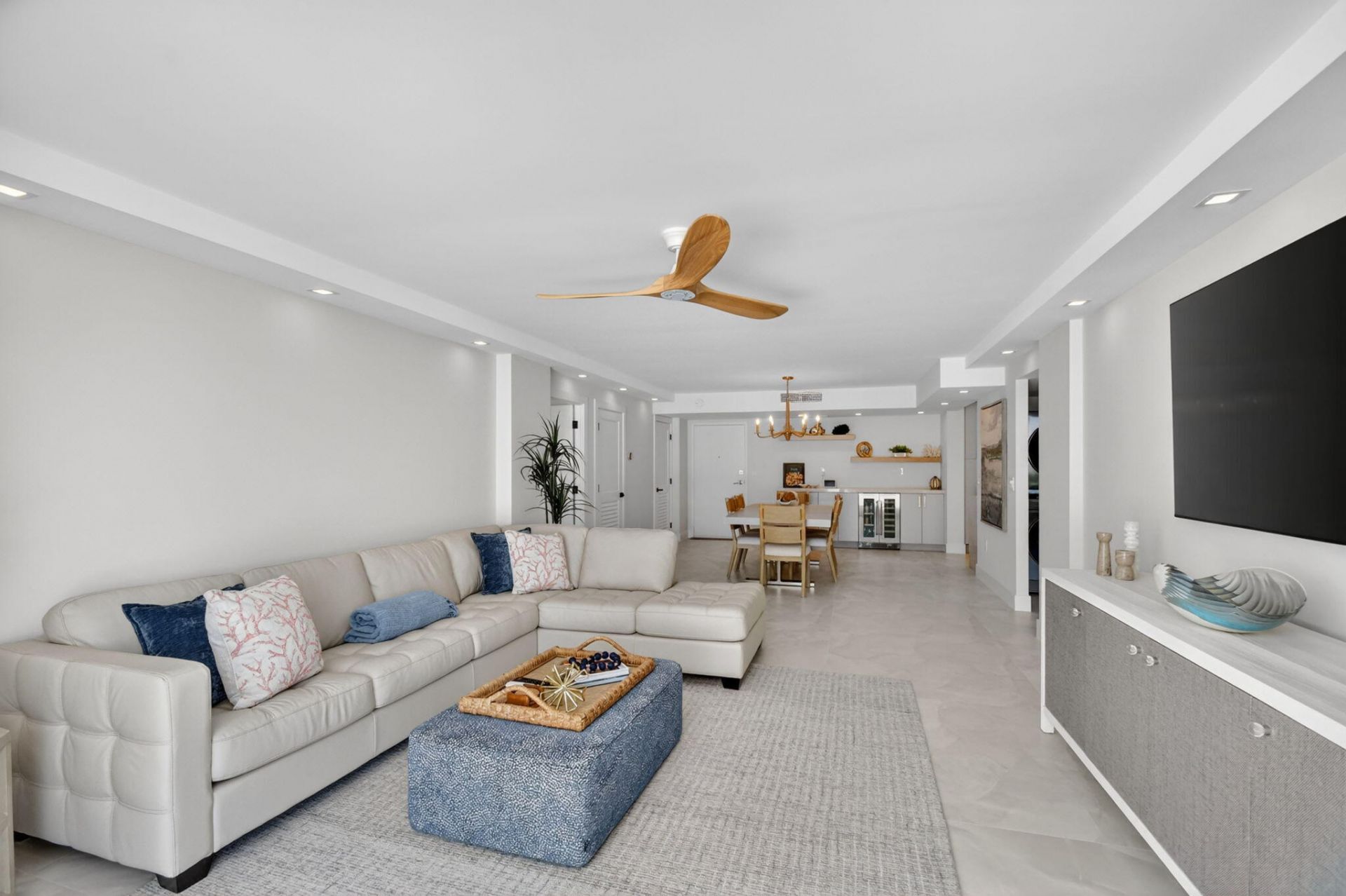 3546 S Ocean Boulevard, Unit 203, South Palm Beach, FL 33480 Photo