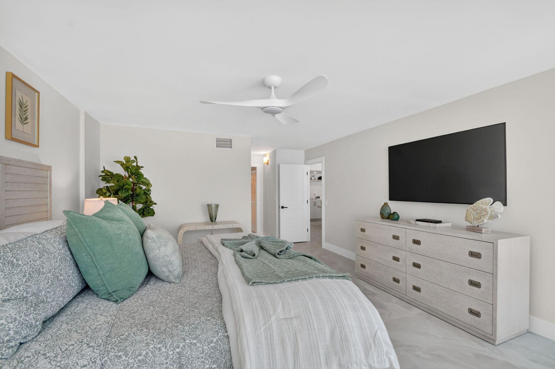 3546 S Ocean Boulevard, Unit 203, South Palm Beach, FL 33480 Photo