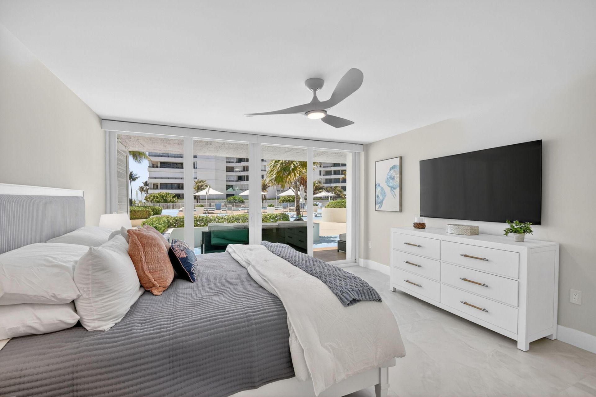 3546 S Ocean Boulevard, Unit 203, South Palm Beach, FL 33480 Photo