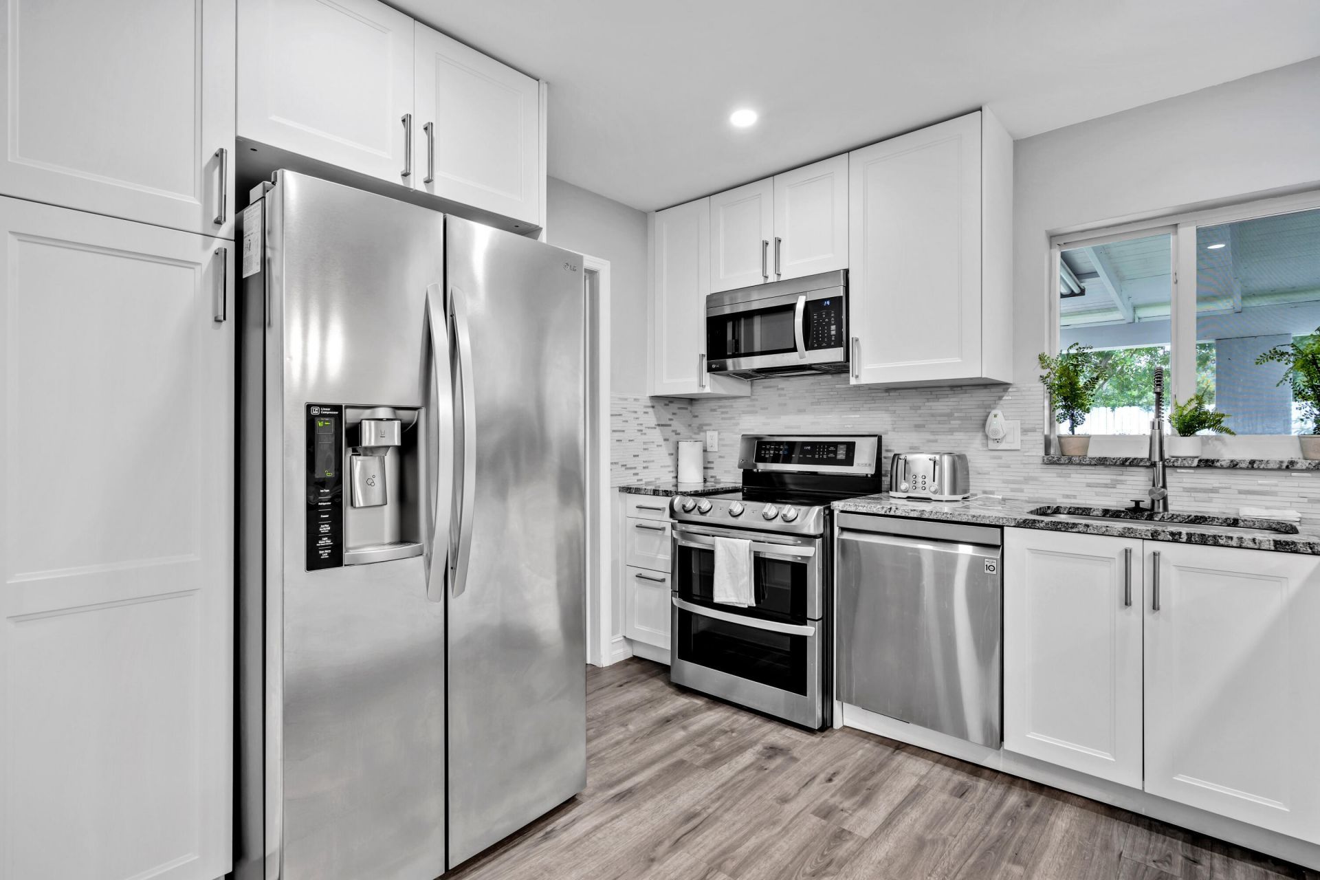 6860 Tyler Street, Hollywood, FL 33024 Photo