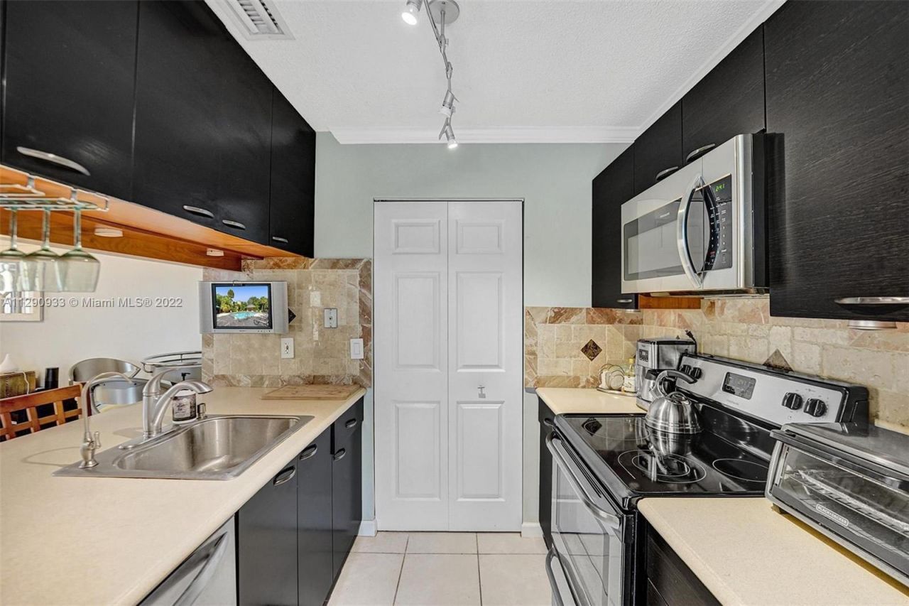 22322 Pineapple Walk Drive, Boca Raton, FL 33433 Photo