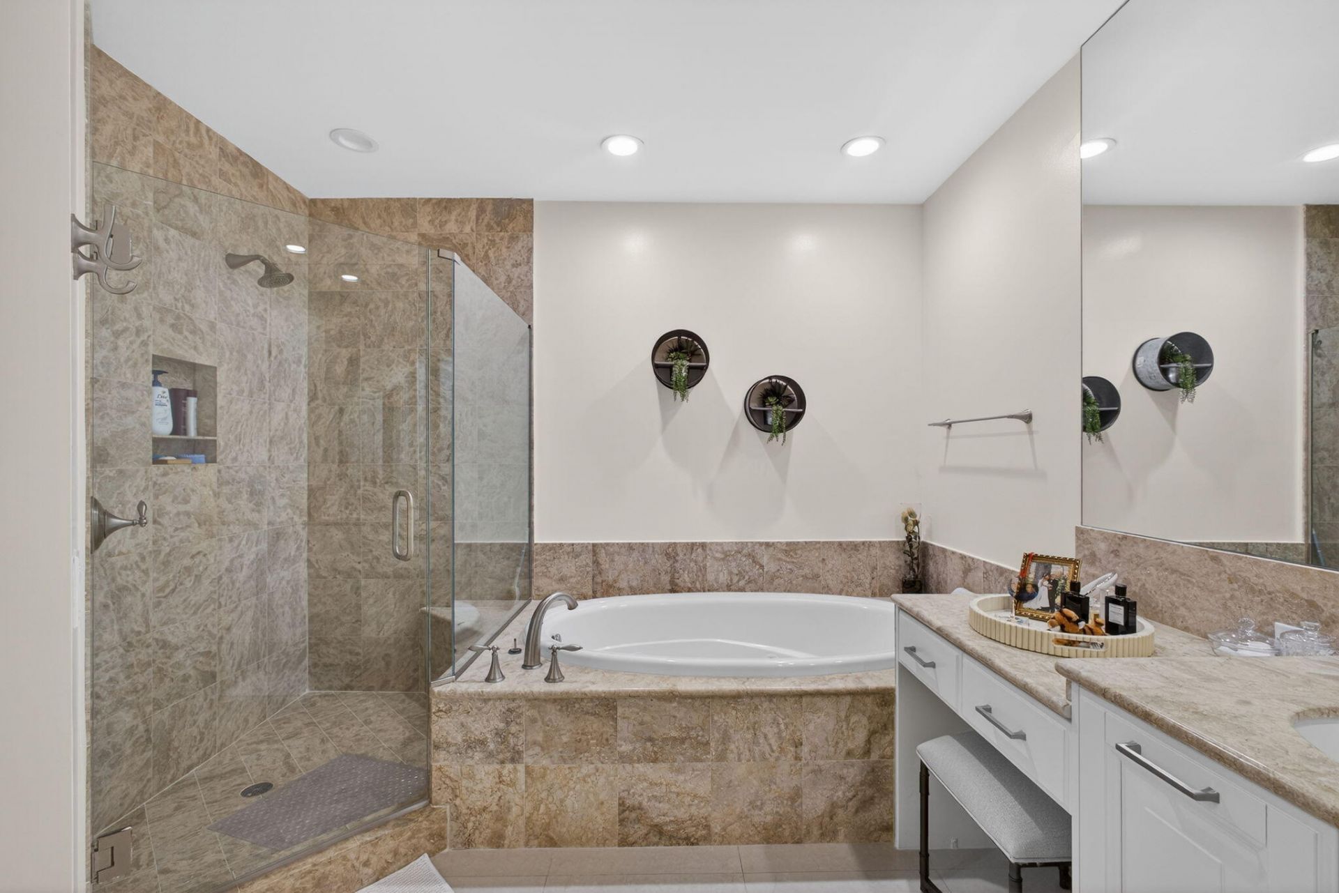3800 N Ocean Drive, Unit 2050, Singer Island, FL 33404 Photo