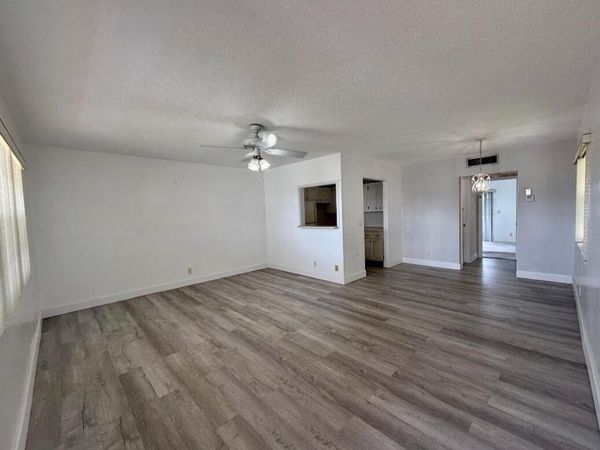 45 Easthampton B, Unit 45, West Palm Beach, FL 33417
