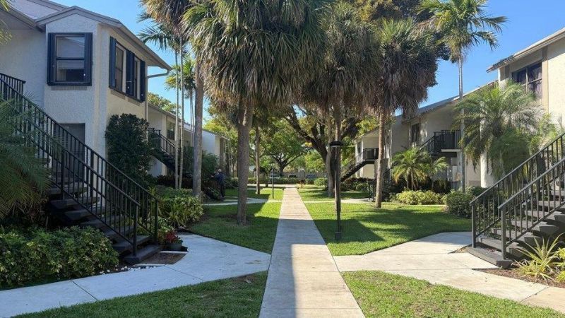 1230 S Military Trail, Unit 2014, Deerfield Beach, FL 33442 Photo