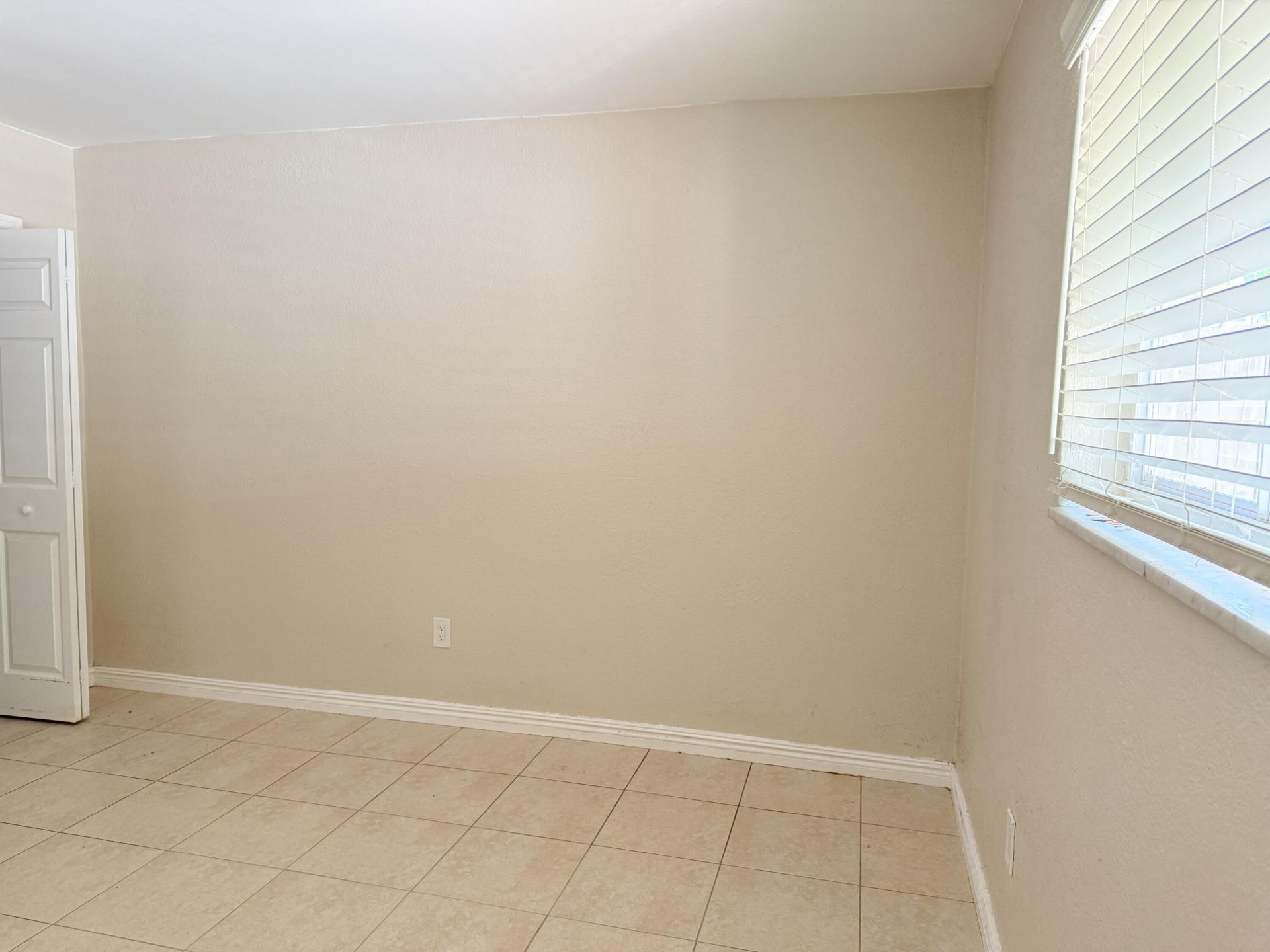12420 Peconic Court, Unit 12424, Wellington, FL 33414 Photo