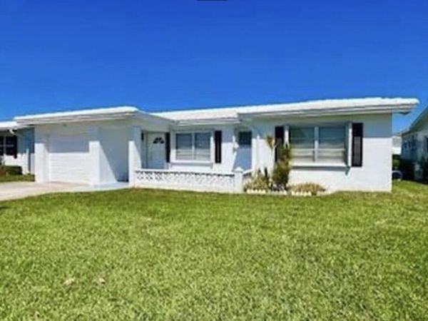 907 SW 3rd Avenue, Boynton Beach, FL 33426