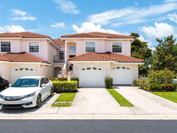8550 Via Romana, Unit 2, Boca Raton, FL 33496