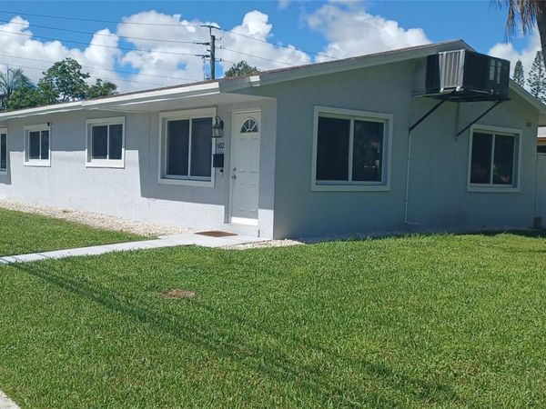 602 SE 2nd Avenue, Dania Beach, FL 33004