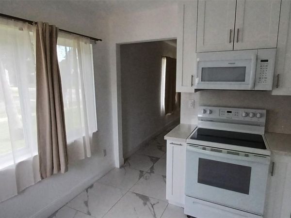 602 SE 2nd Avenue, Dania Beach, FL 33004