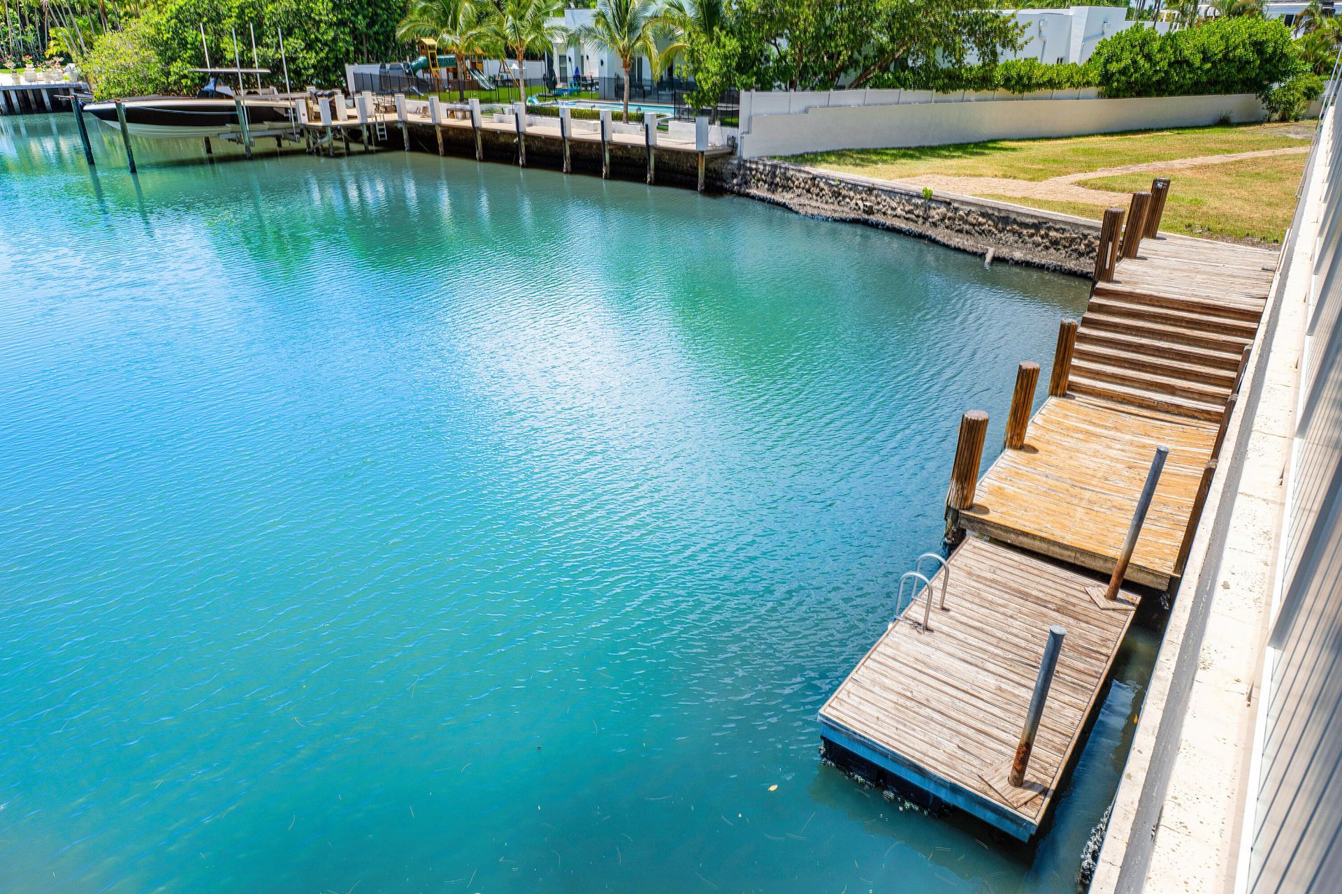 3000 Holiday Drive, Unit 1803, Fort Lauderdale, FL 33316 Photo
