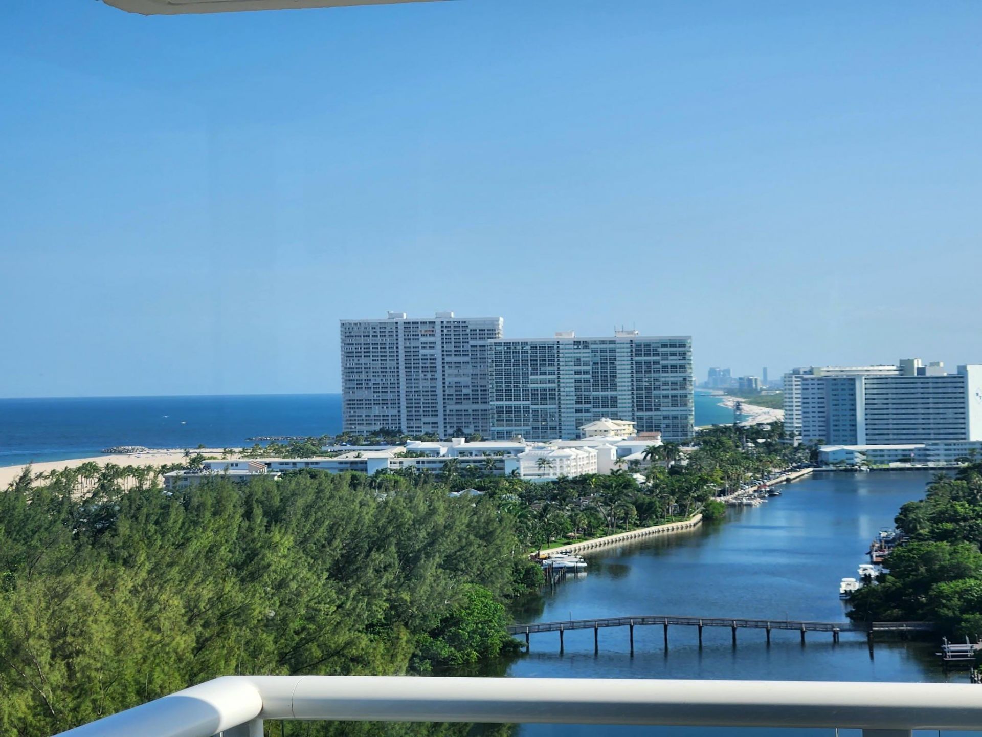 3000 Holiday Drive, Unit 1803, Fort Lauderdale, FL 33316 Photo