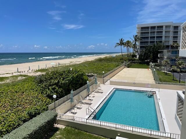 2545 South Ocean Boulevard, Unit 303, Palm Beach, FL 33480 Photo