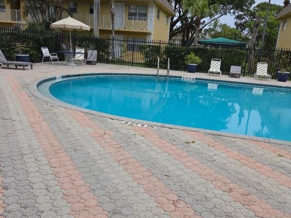 5186 NE 6th Avenue, Unit 715, Oakland Park, FL 33334