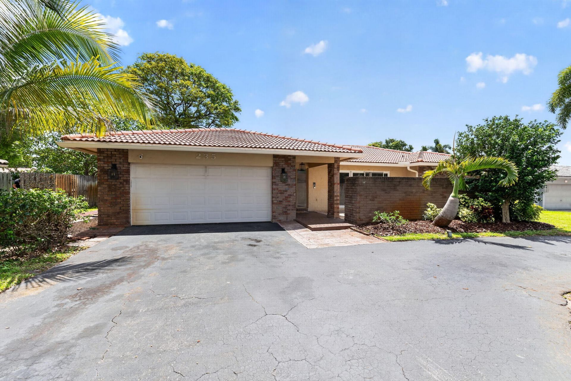 235 NW 91st Avenue, Coral Springs, FL 33071 Photo