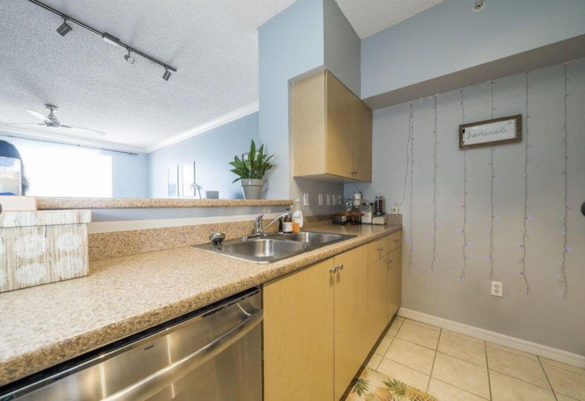 616 Clearwater Park Road, Unit 1203, West Palm Beach, FL 33401 Photo