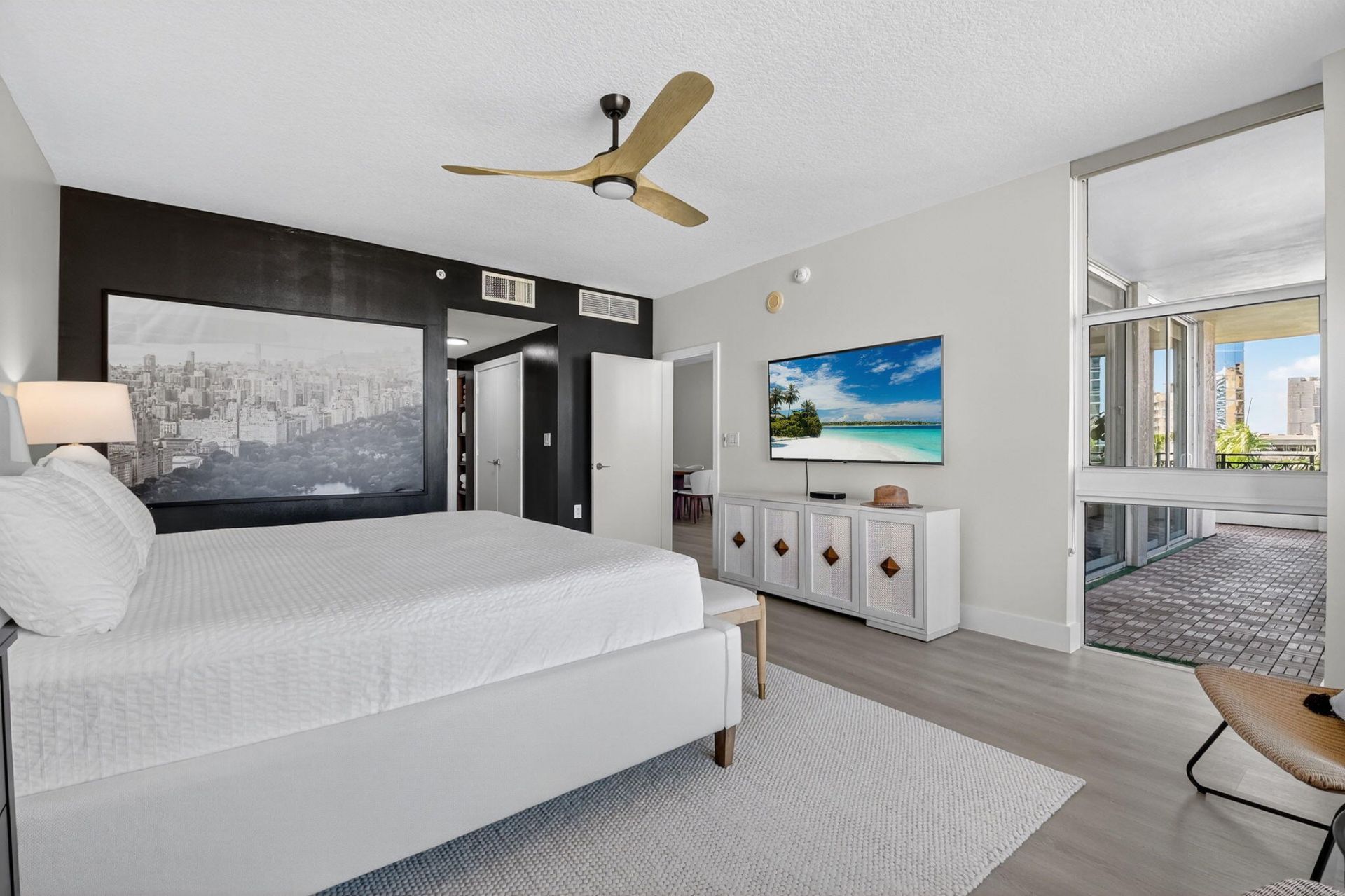 550 Okeechobee Boulevard, Unit 502, West Palm Beach, FL 33401 Photo