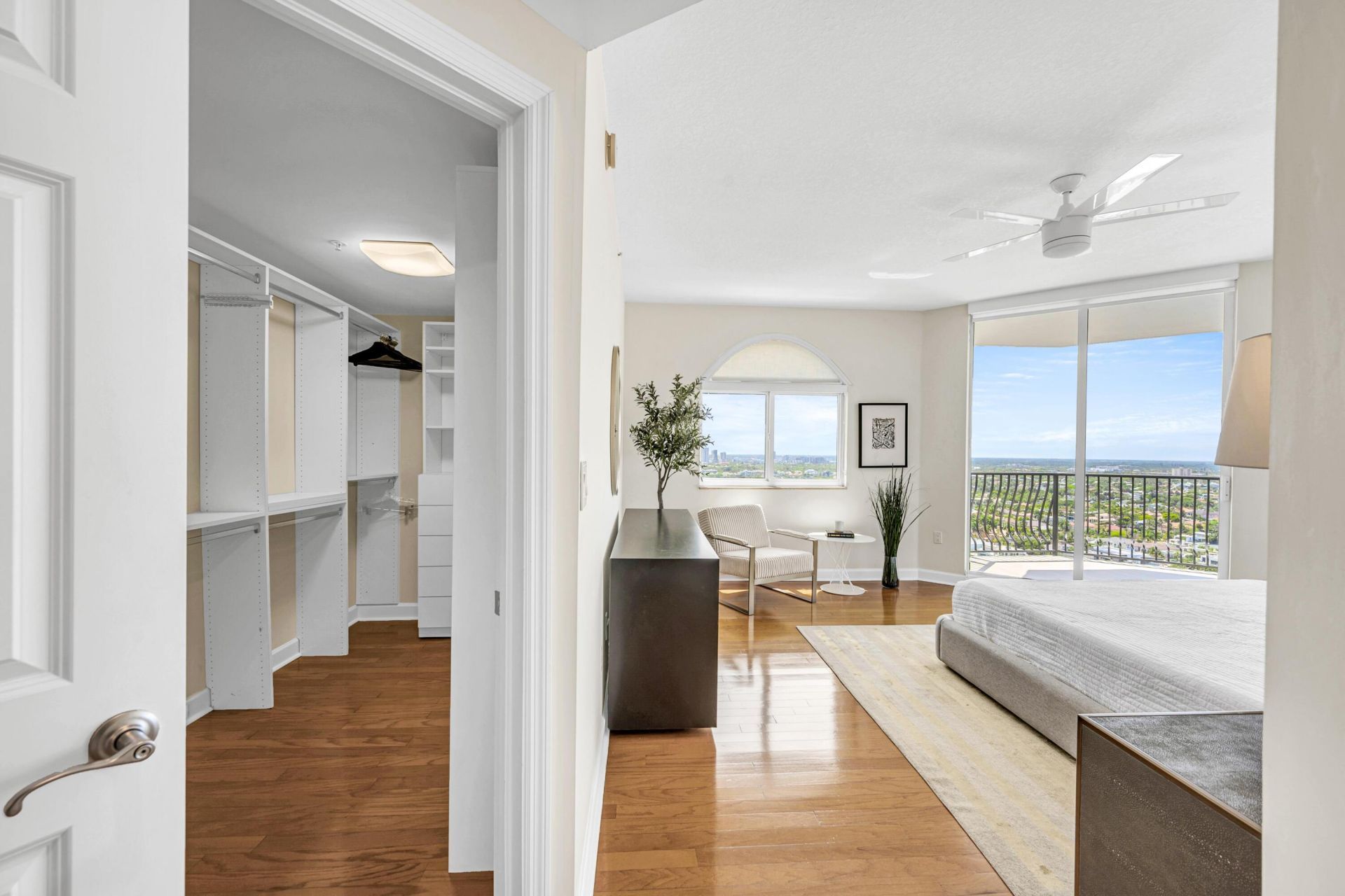 100 S Birch Road, Unit 2505d, Fort Lauderdale, FL 33316 Photo