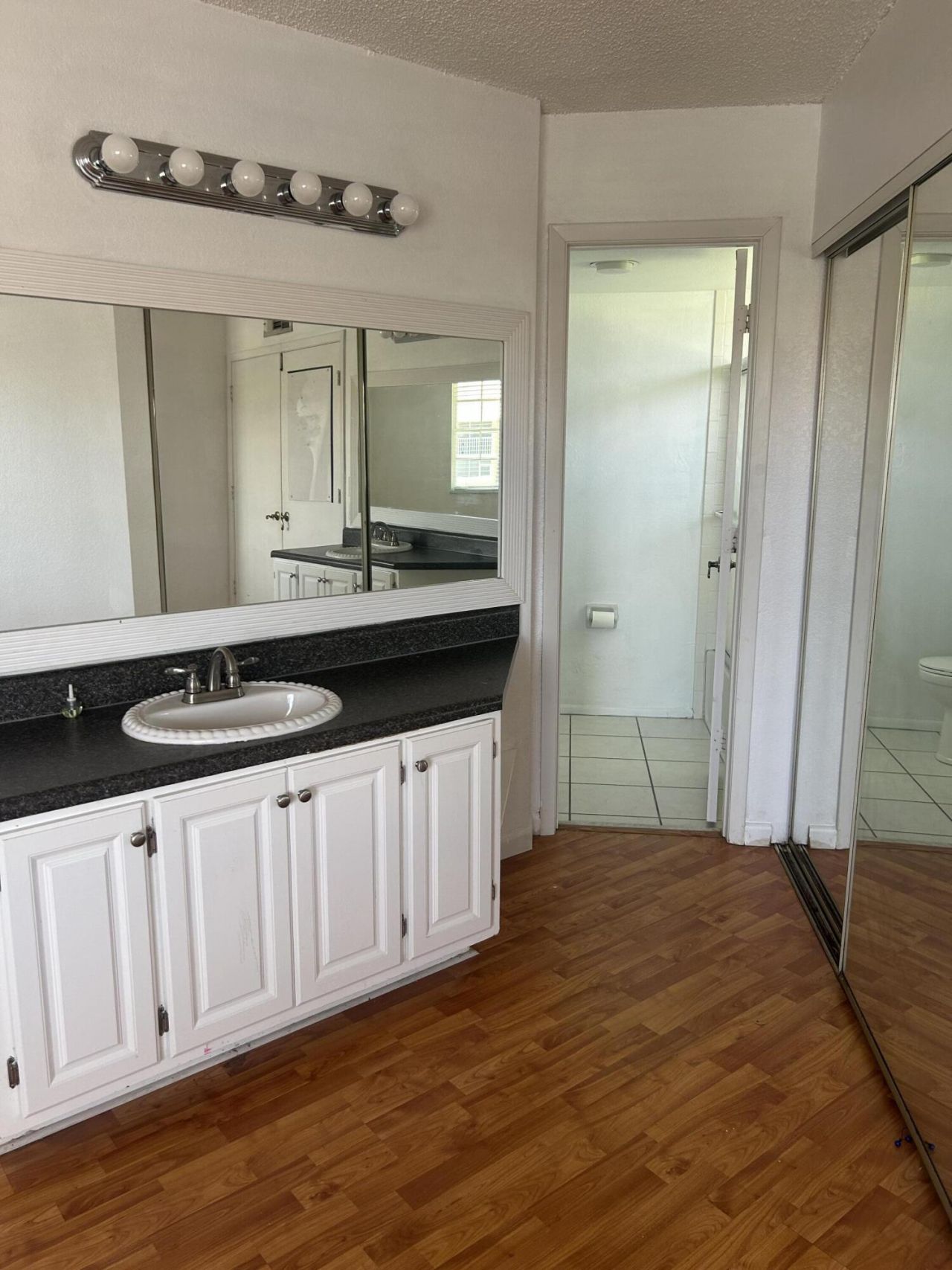 1537 SE Royal Green Circle Se, Unit E 201, Port Saint Lucie, FL 34952 Photo