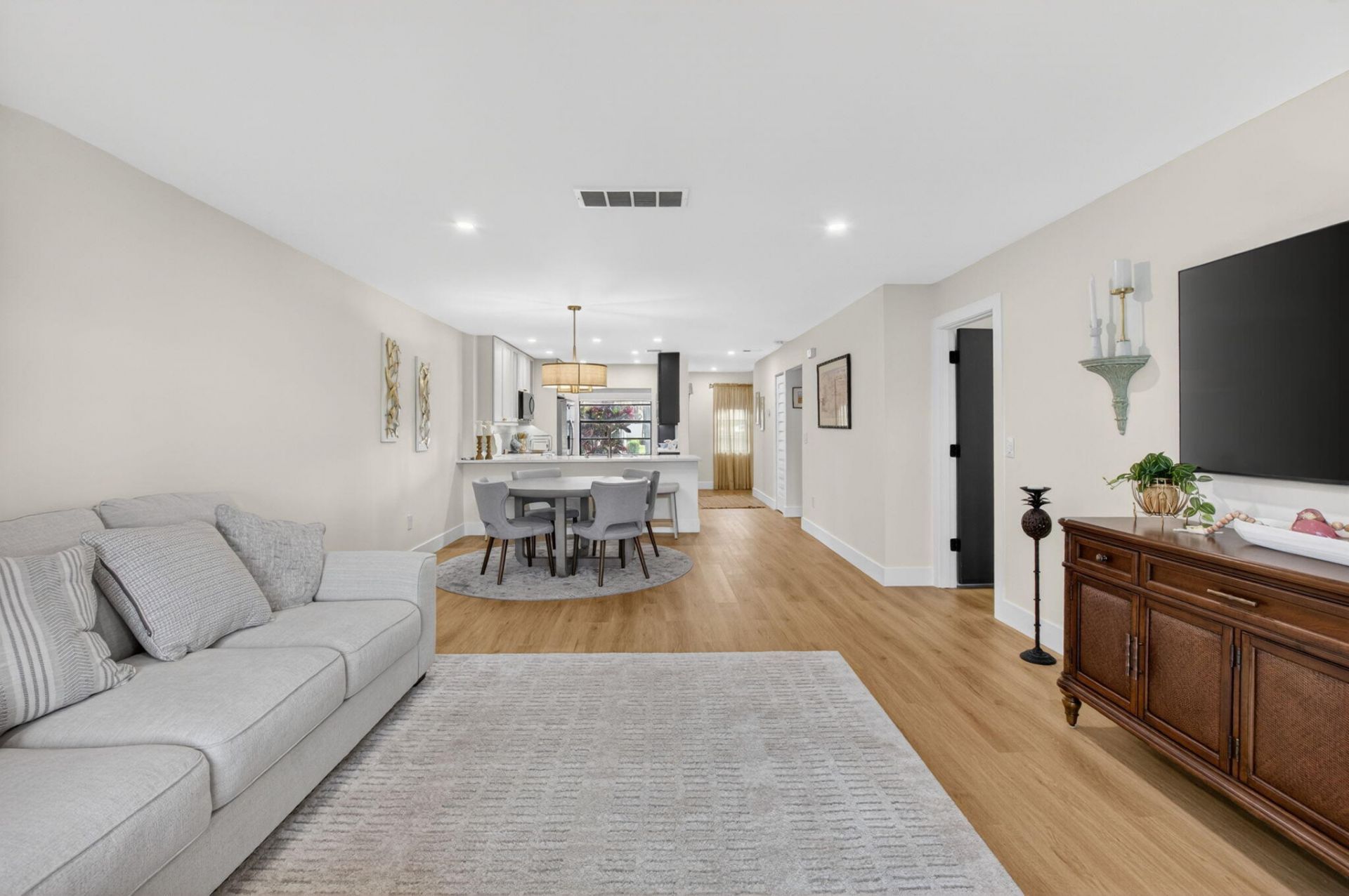 21656 Juego Circle, Unit 23e, Boca Raton, FL 33433 Photo
